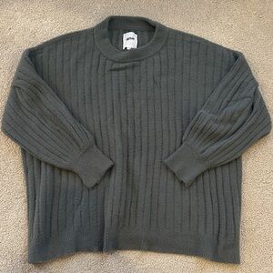 Aerie Woman’s Olive Green Crewneck Ribbed Knit Sweater